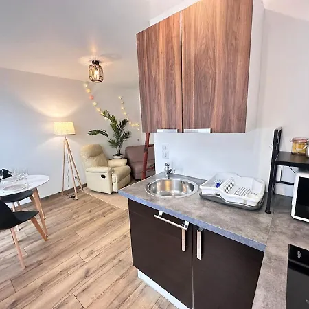 Lägenhet La Detente De Robinson T2 Agreable Proche Centre Reims