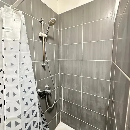 La Detente De Robinson T2 Agreable Proche Centre *